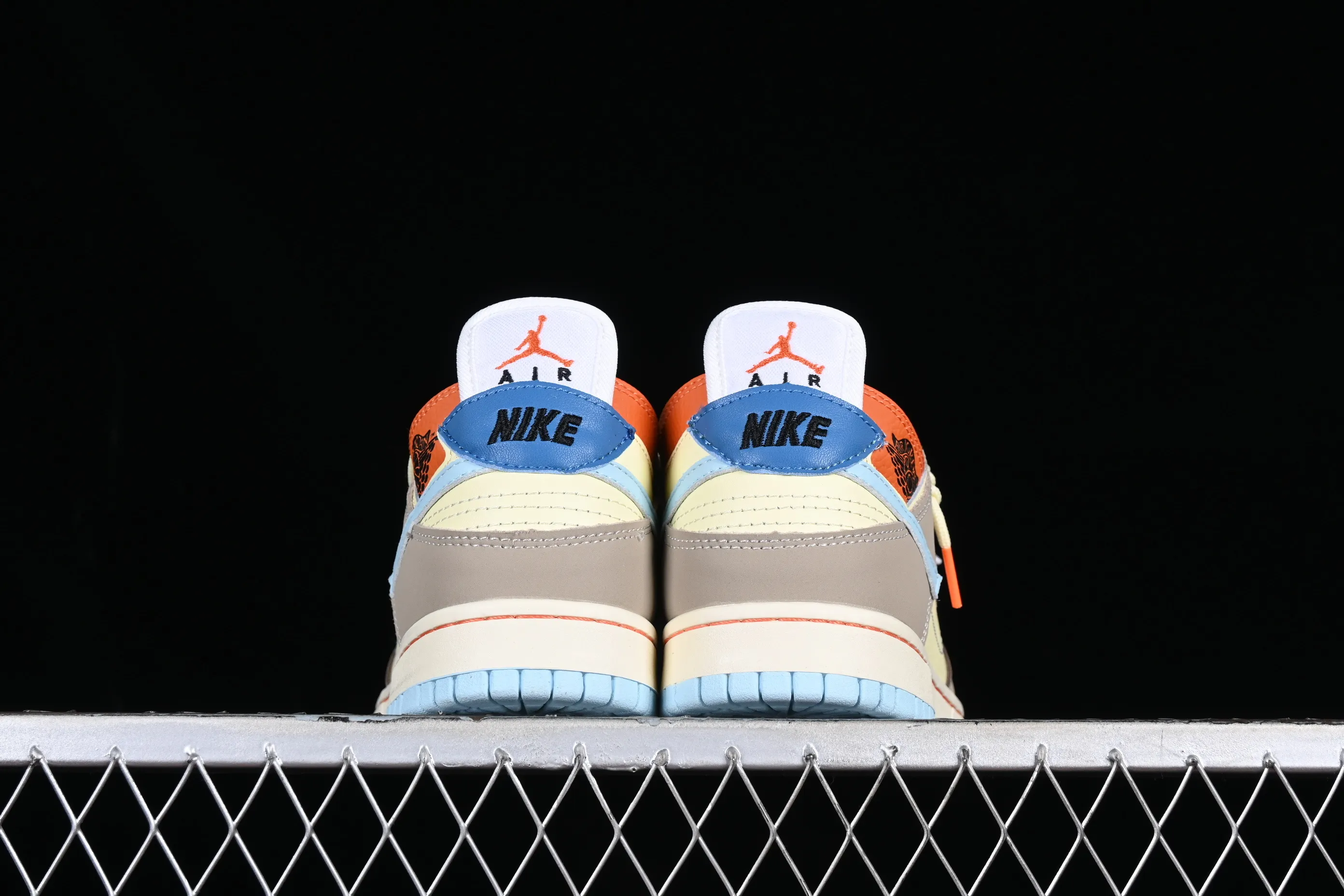 All categories Nk SB Dunk series Nk SB Dunk Low low-top sneakers Nk SB Dunk Low Nike four-in-one multi-element casual sneakers BQ6817-068